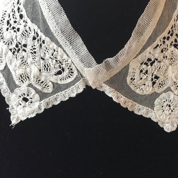 Vintage cream handmade lace collar - Picture 3 of 7